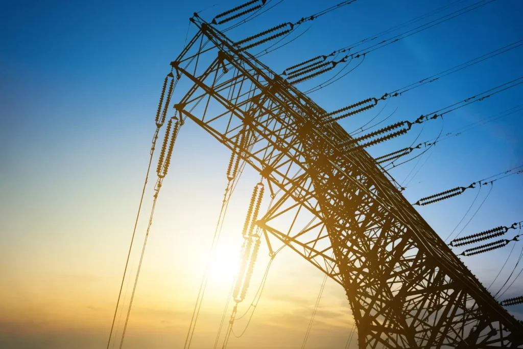cómo invertir en infraestructura energética